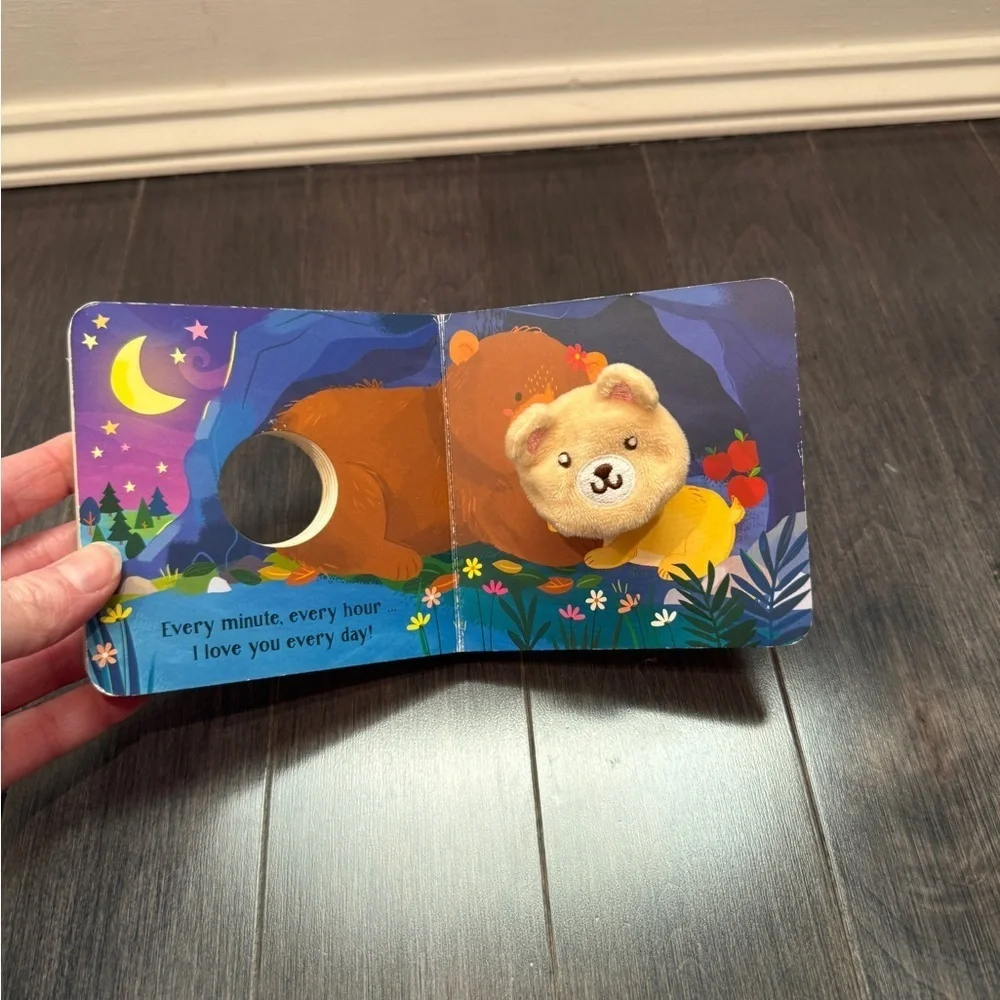 I Love You Everyday Bear Finger Puppet Small Board Book Kids Toddler Baby